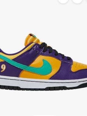 Nike Lisa Leslie X Dunk Low Sparks